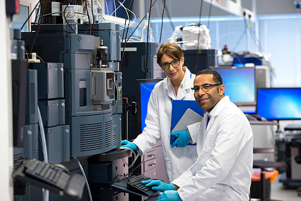 Analytical lab performing extractables and leachables testing